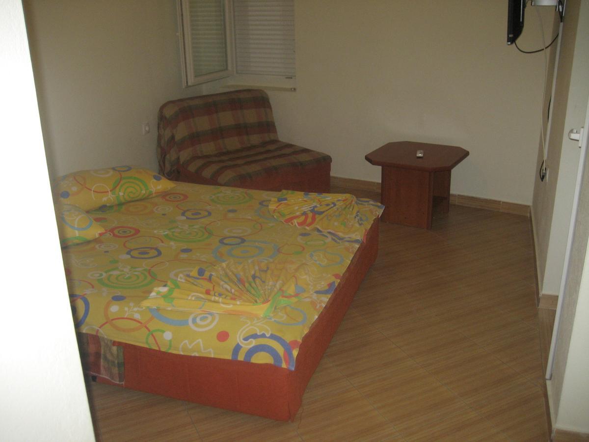 Guest House Vila Mimoza Ulcinj Exterior photo