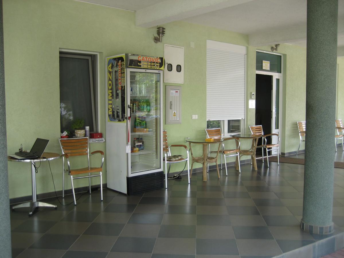 Guest House Vila Mimoza Ulcinj Exterior photo